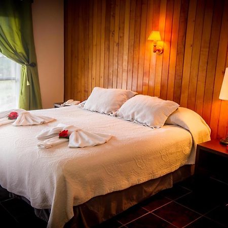 Hotel O'Tai Hanga Roa Zewnętrze zdjęcie