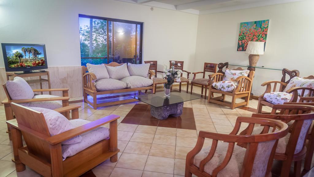 Hotel O'Tai Hanga Roa Zewnętrze zdjęcie
